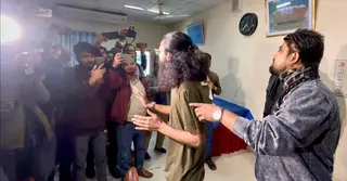 রাজশাহীতে সাংবাদিকদের তালাবদ্ধ করে আগুন দেয়ার হুমকি এনসিপি নেতাদের